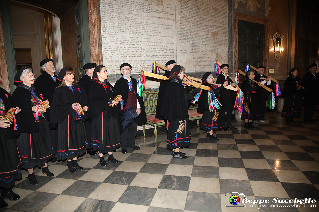 VBS_3515 - Investitura Ufficiale Gianduja e Giacometta Famija Turineisa - Carnevale di Torino 2024.jpg